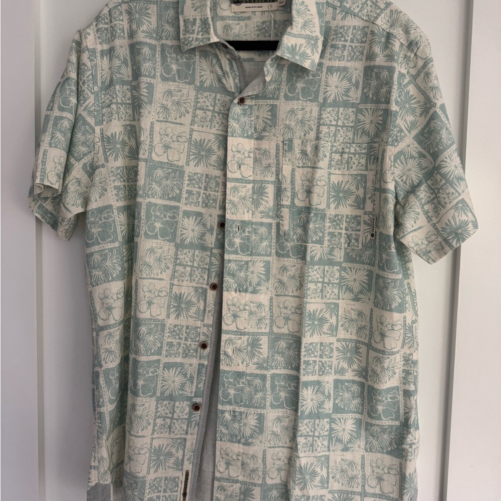 NWT Levitate Festival Hawaiian Hemp Shirt